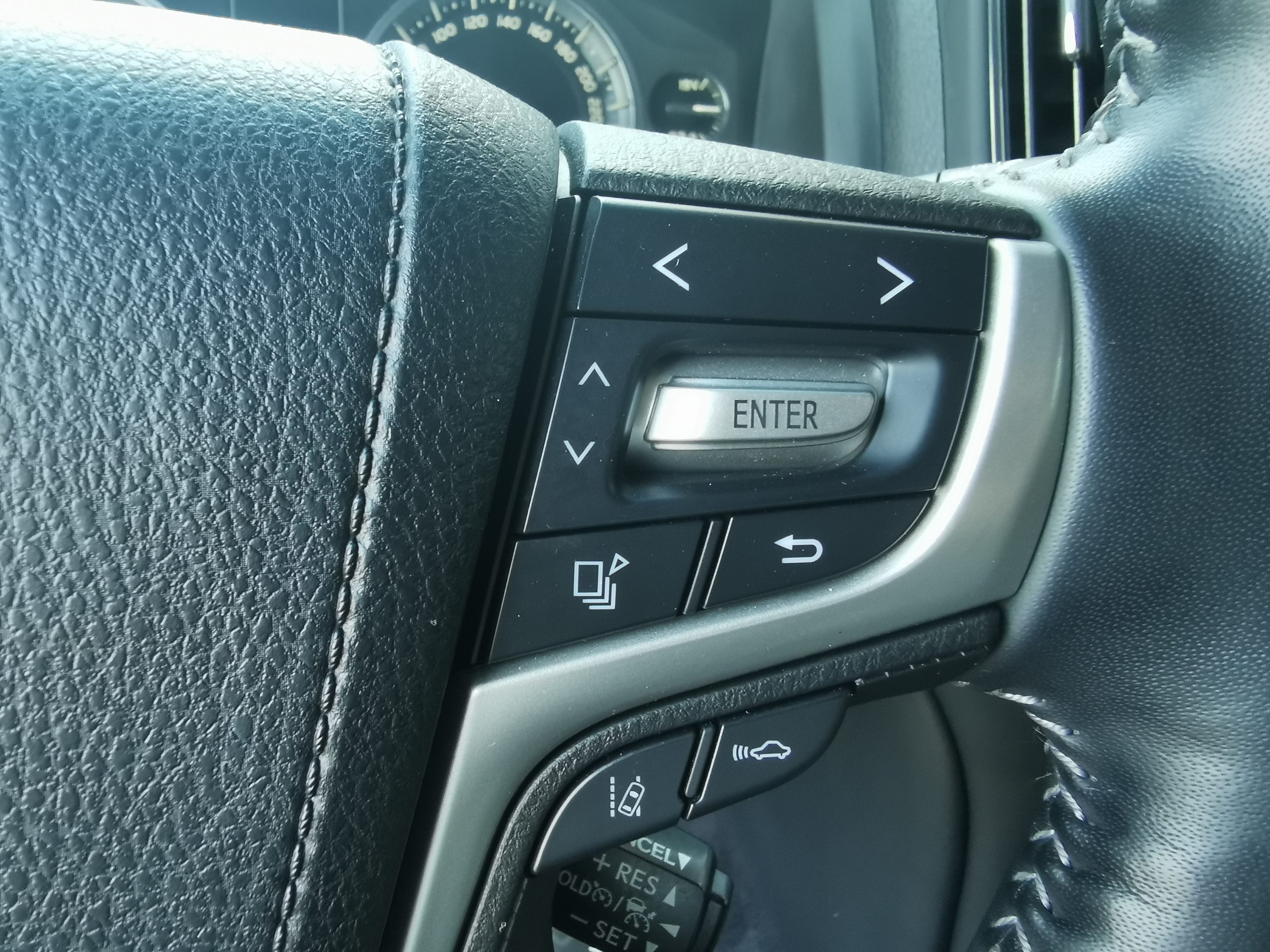 Toyota Land Cruiser 200