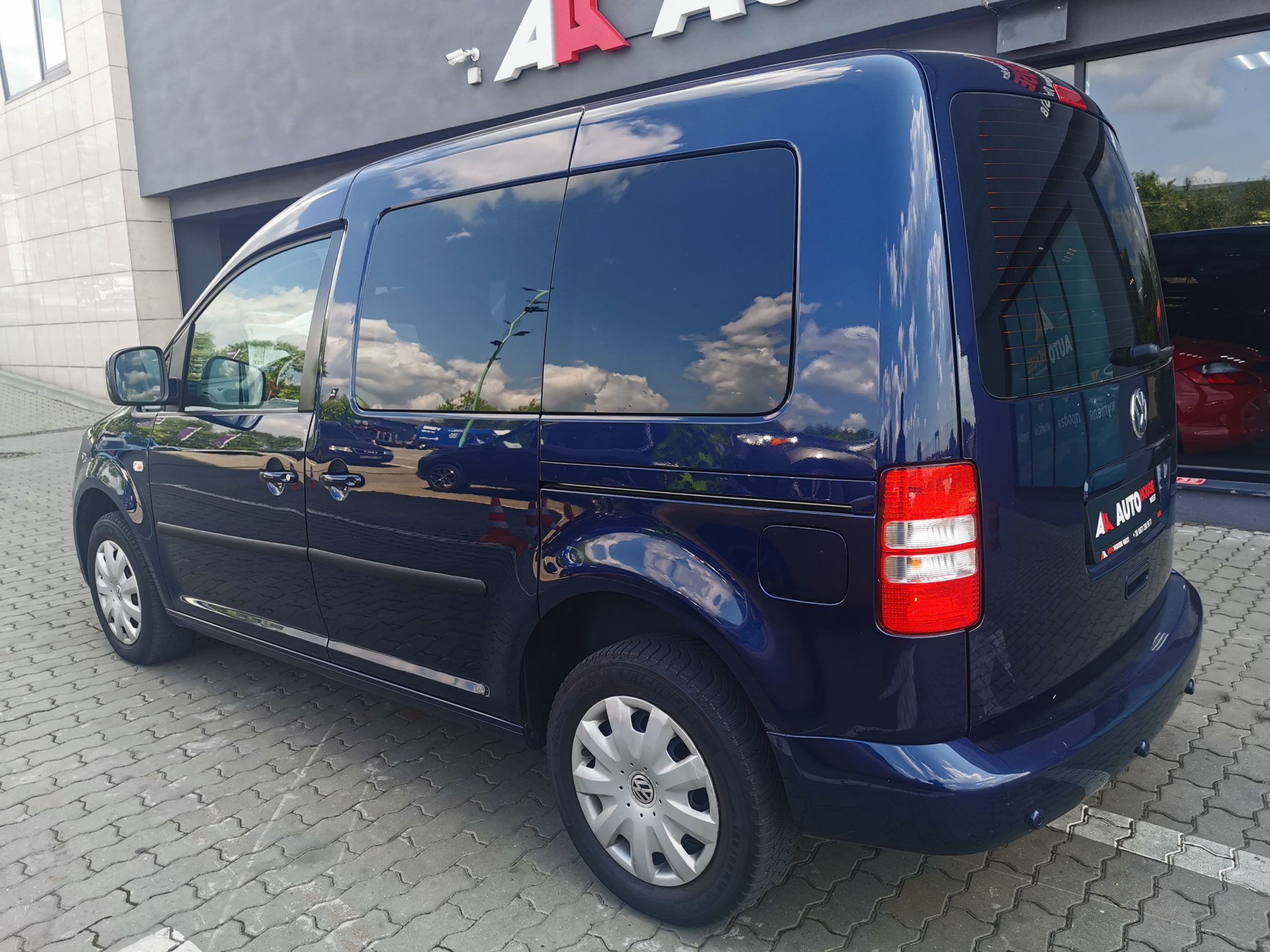 VOLKSWAGEN CADDY