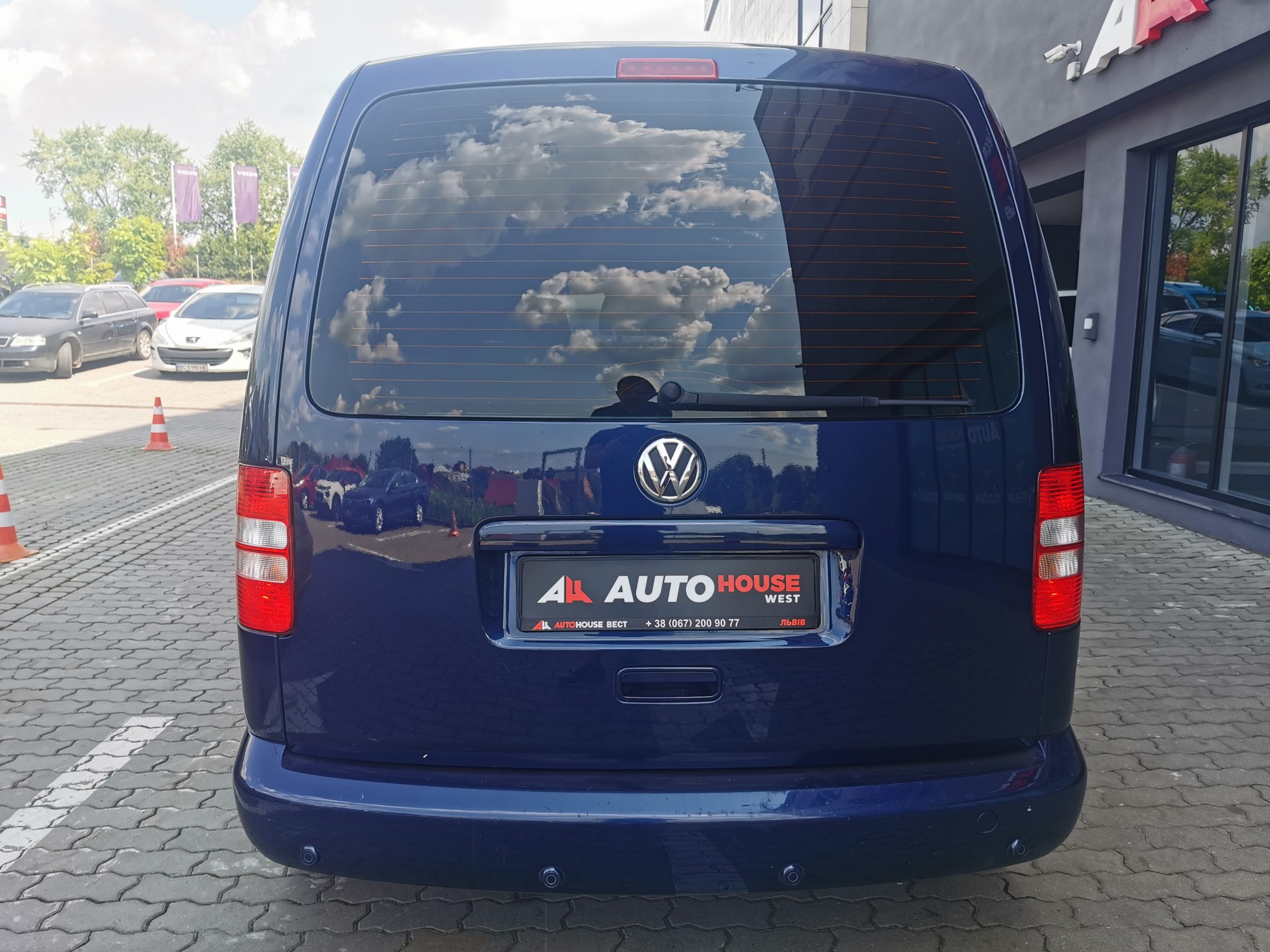 VOLKSWAGEN CADDY