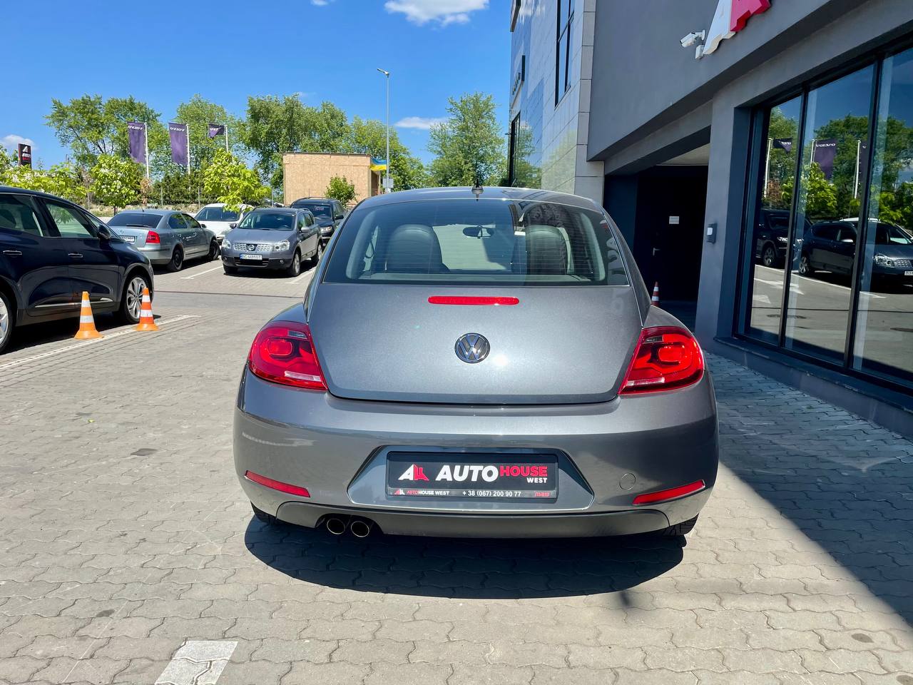 Volkswagen Beetle 2011