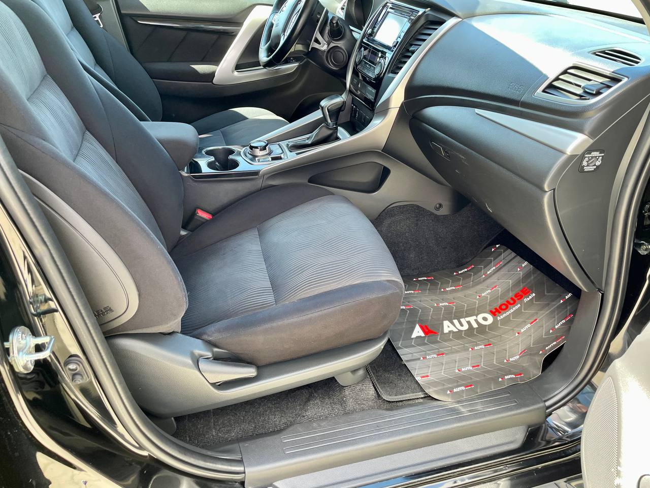 Mitsubishi Pajero Sport 2017