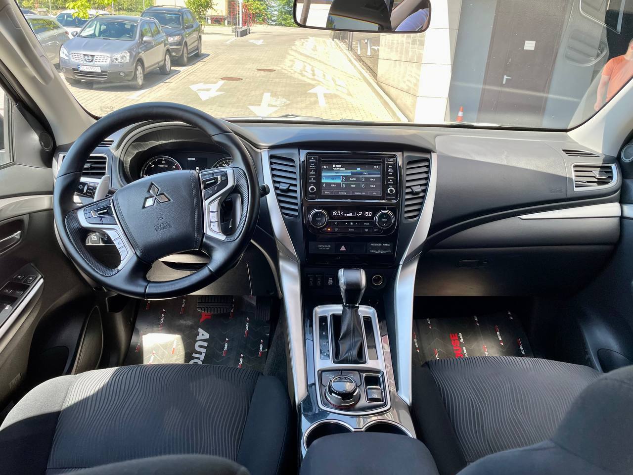 Mitsubishi Pajero Sport 2017