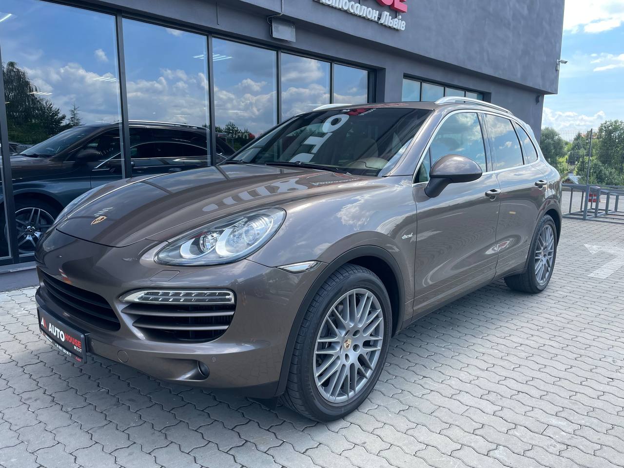 Porsche Cayenne 2012