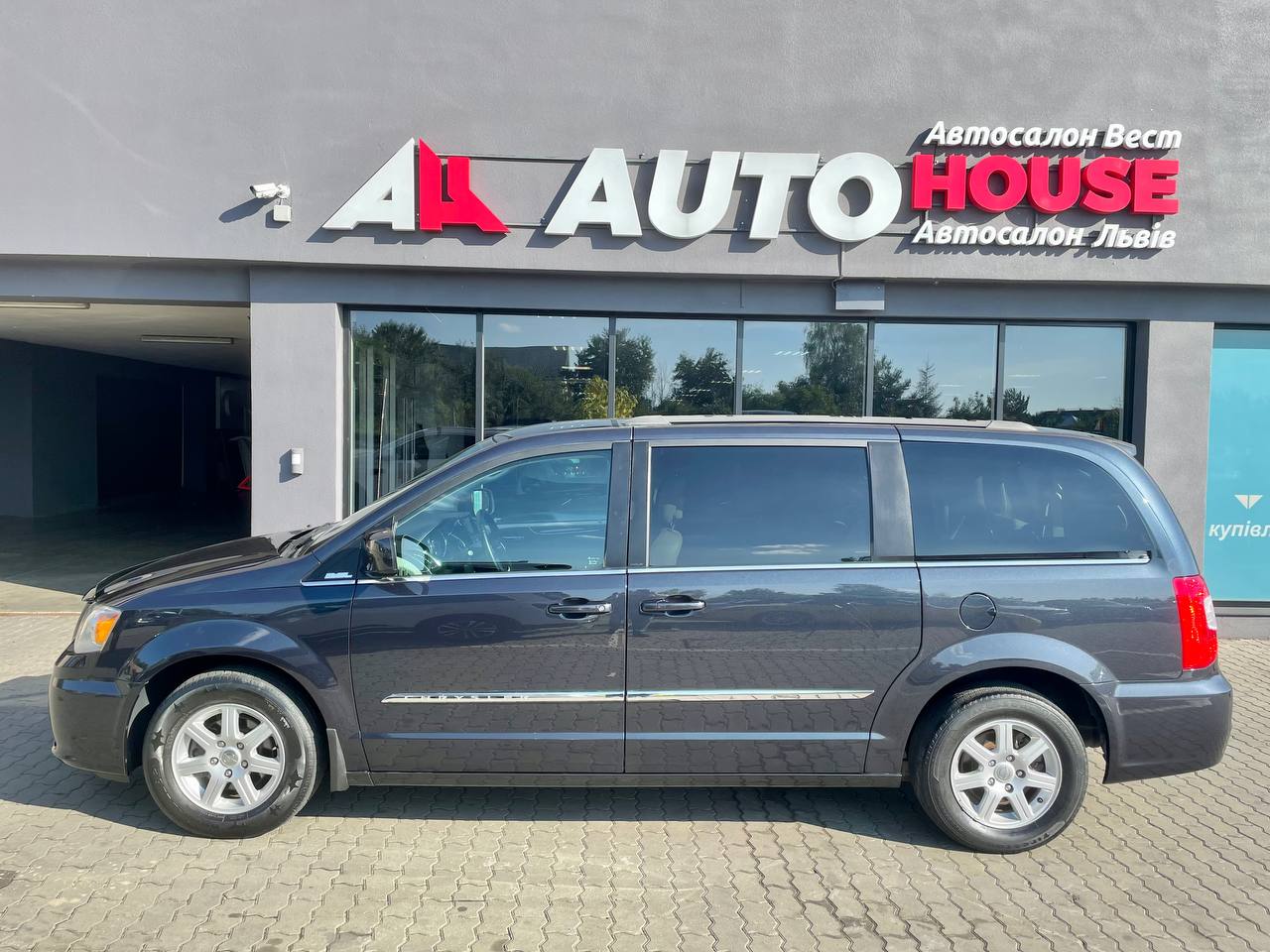 Chrysler Town & Country 2012