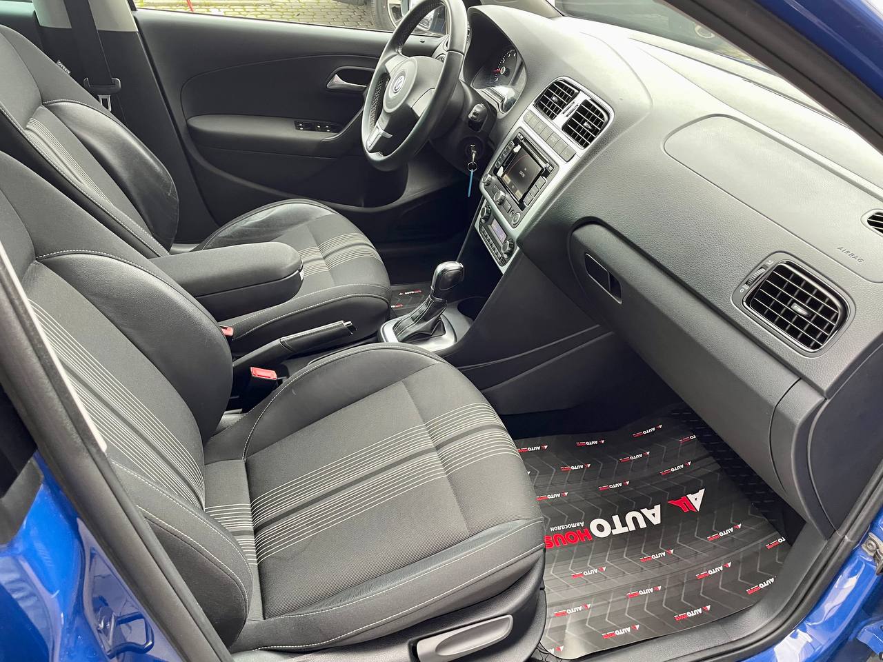 Volkswagen Polo Comfortline 2013