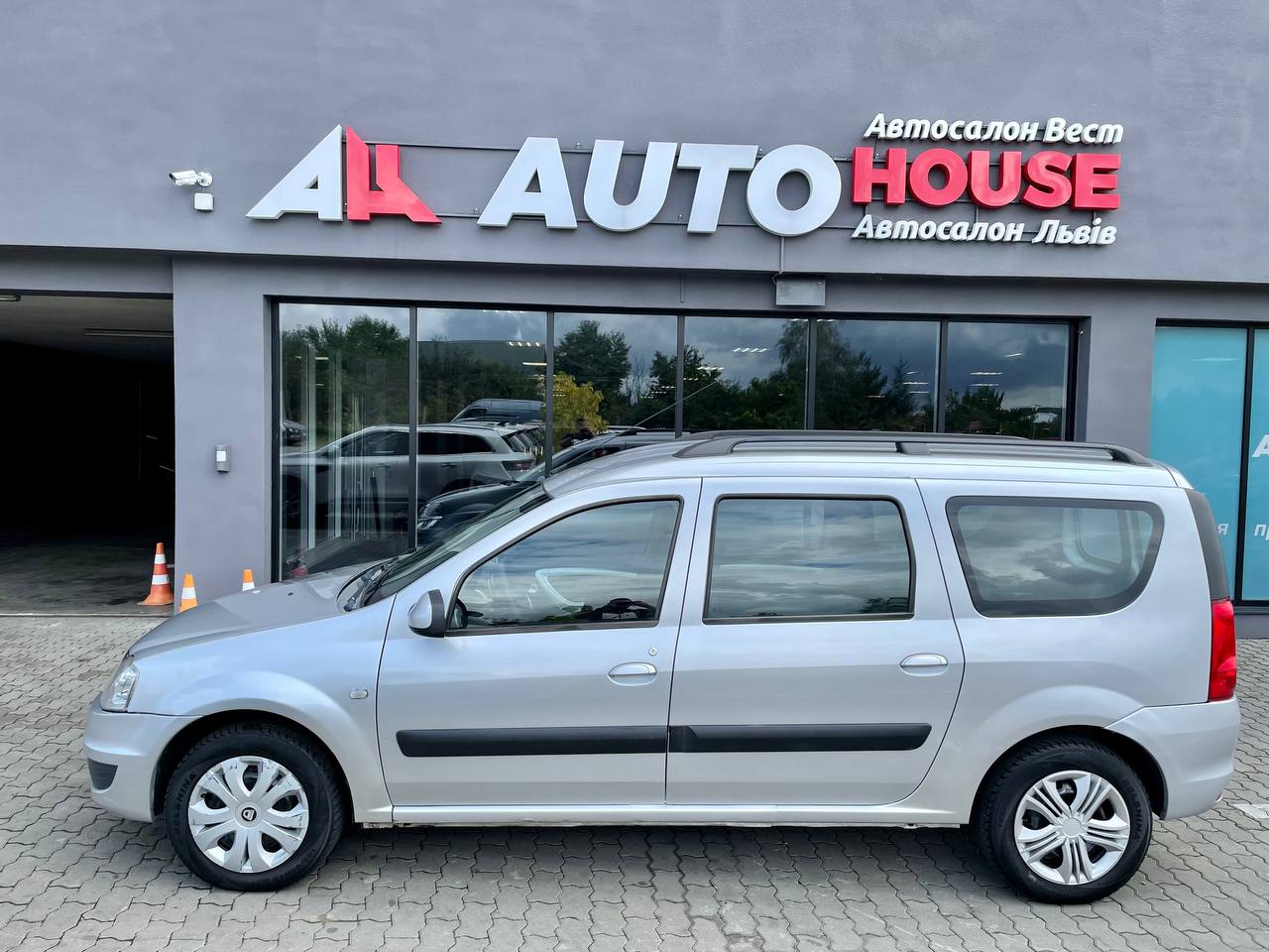 Dacia Logan MCV 2011