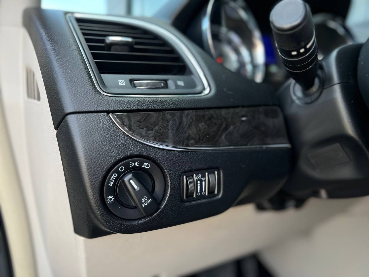 Chrysler Town&Country 2012