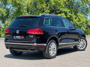 volkswagen-touareg-autohouse-3