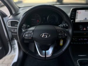 hyundai-i30-autohouse-west-7