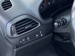 hyundai-i30-autohouse-west-8