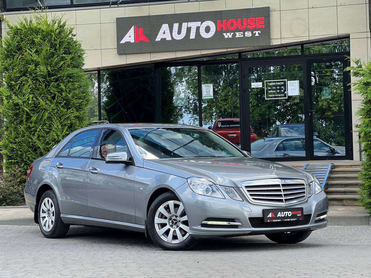 Mercedes-Benz E-Class 2012