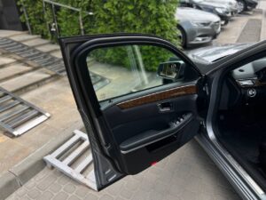 mercedes-benz-e-class-autohouse-6