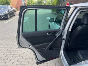 volkswagen-tiguan-autohouse-west-13