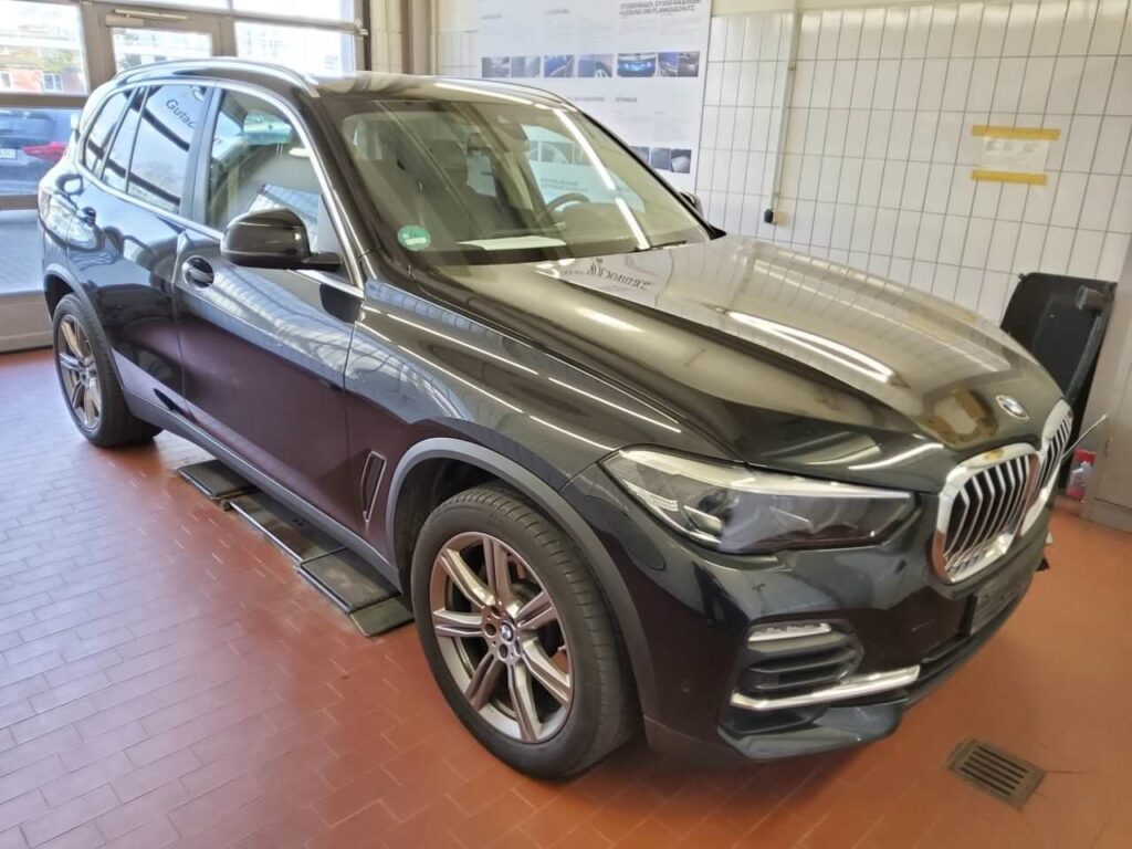 BMW-X5-xDrive30d-autohouse-west-1