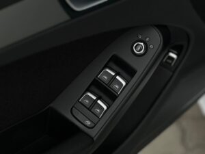 audi-a4-autohouse-west-5