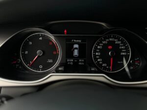 audi-a4-autohouse-west-8