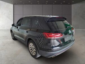 volkswagen-touareg-autohouse-west-2