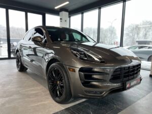 porsche-macan-autohouse-west-1