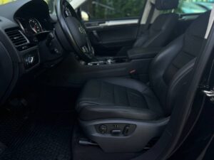 volkswagen-touareg-autohouse-west-6