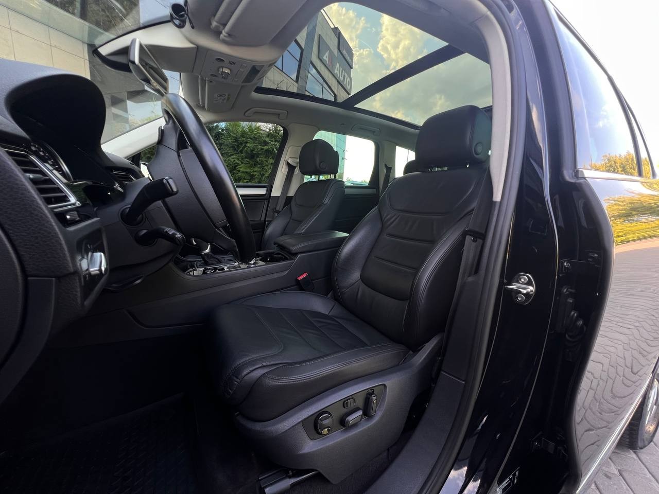 Volkswagen Touareg 2015