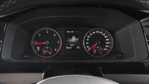 volkswagen-multivan-autohouse-west-8