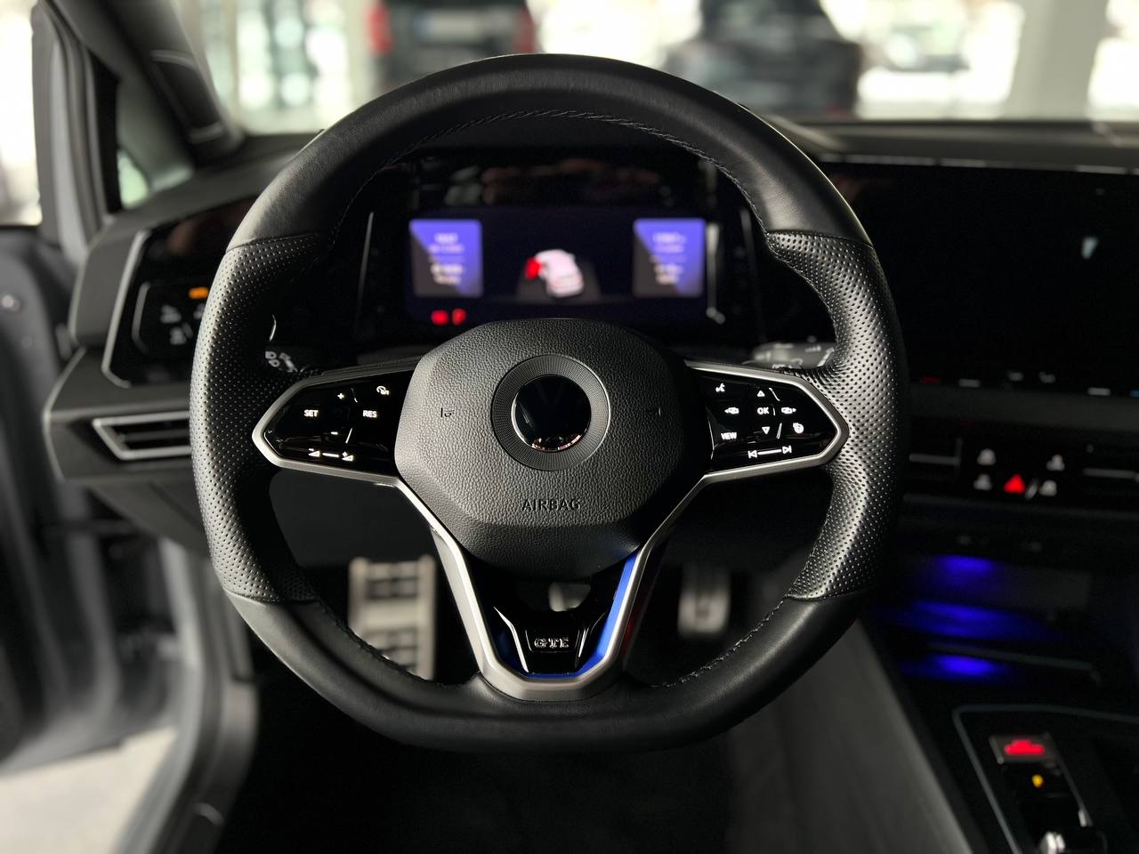 Volkswagen Golf GTE 2021