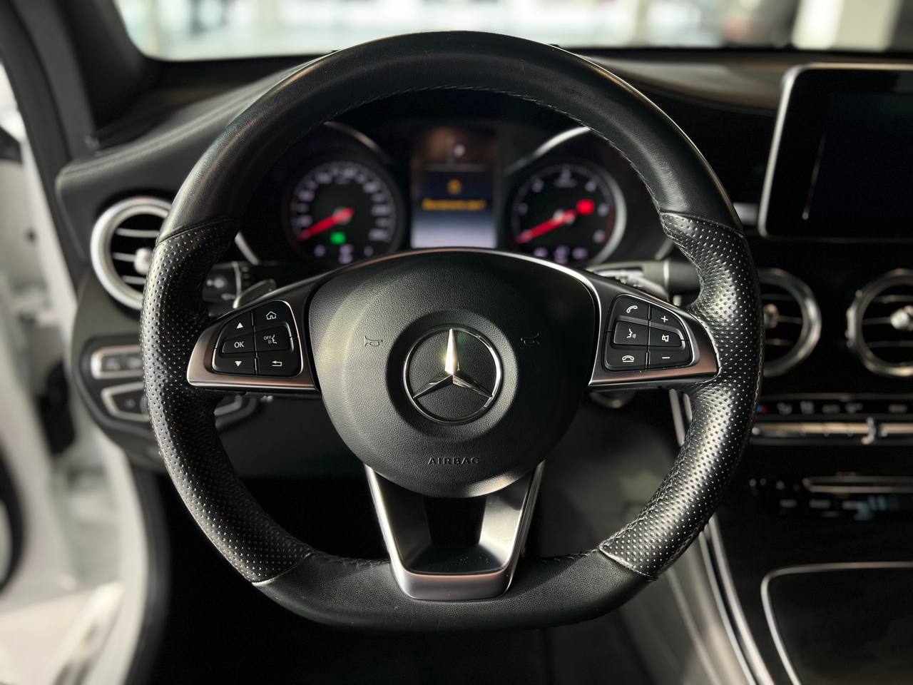 Mercedes-Benz GLC-Class 2018