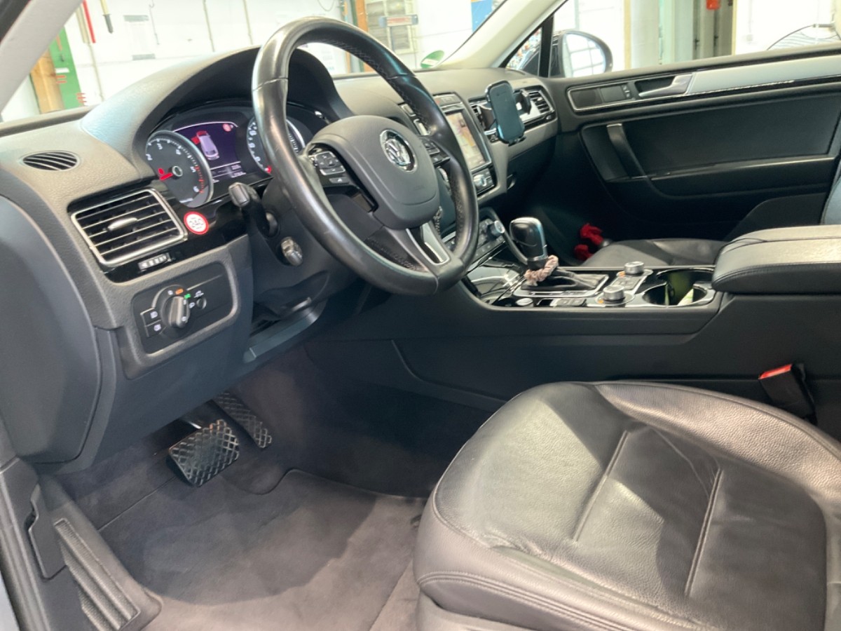 Volkswagen Touareg 2016