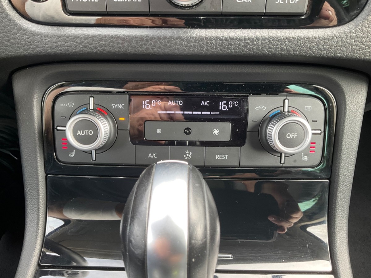 Volkswagen Touareg 2016