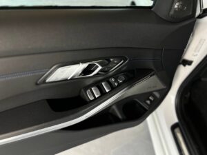 bmw-3-autohouse-west-9