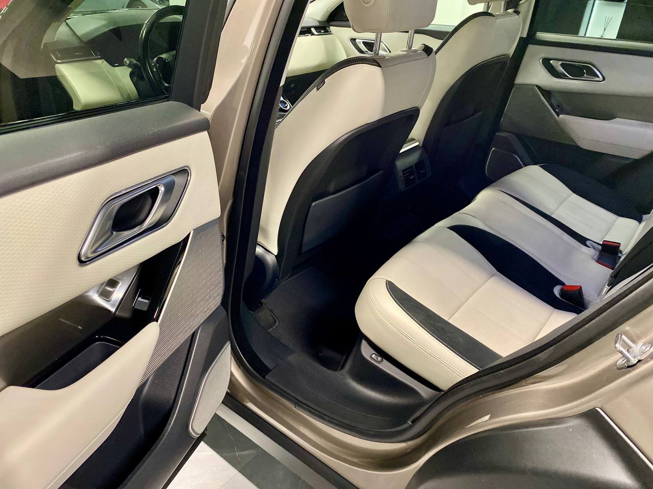 Land Rover Range Rover Velar 2018