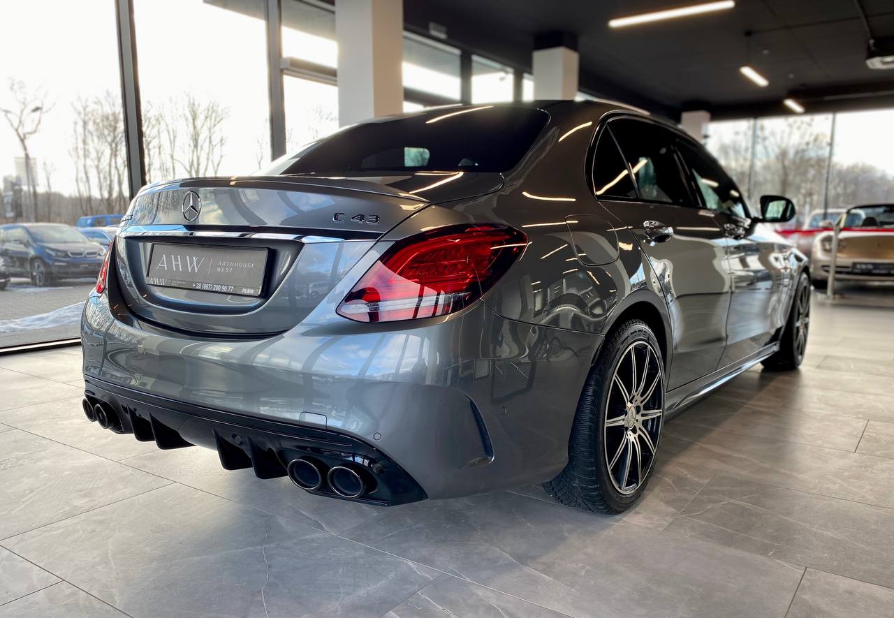 Mercedes-Benz C-Class 2018