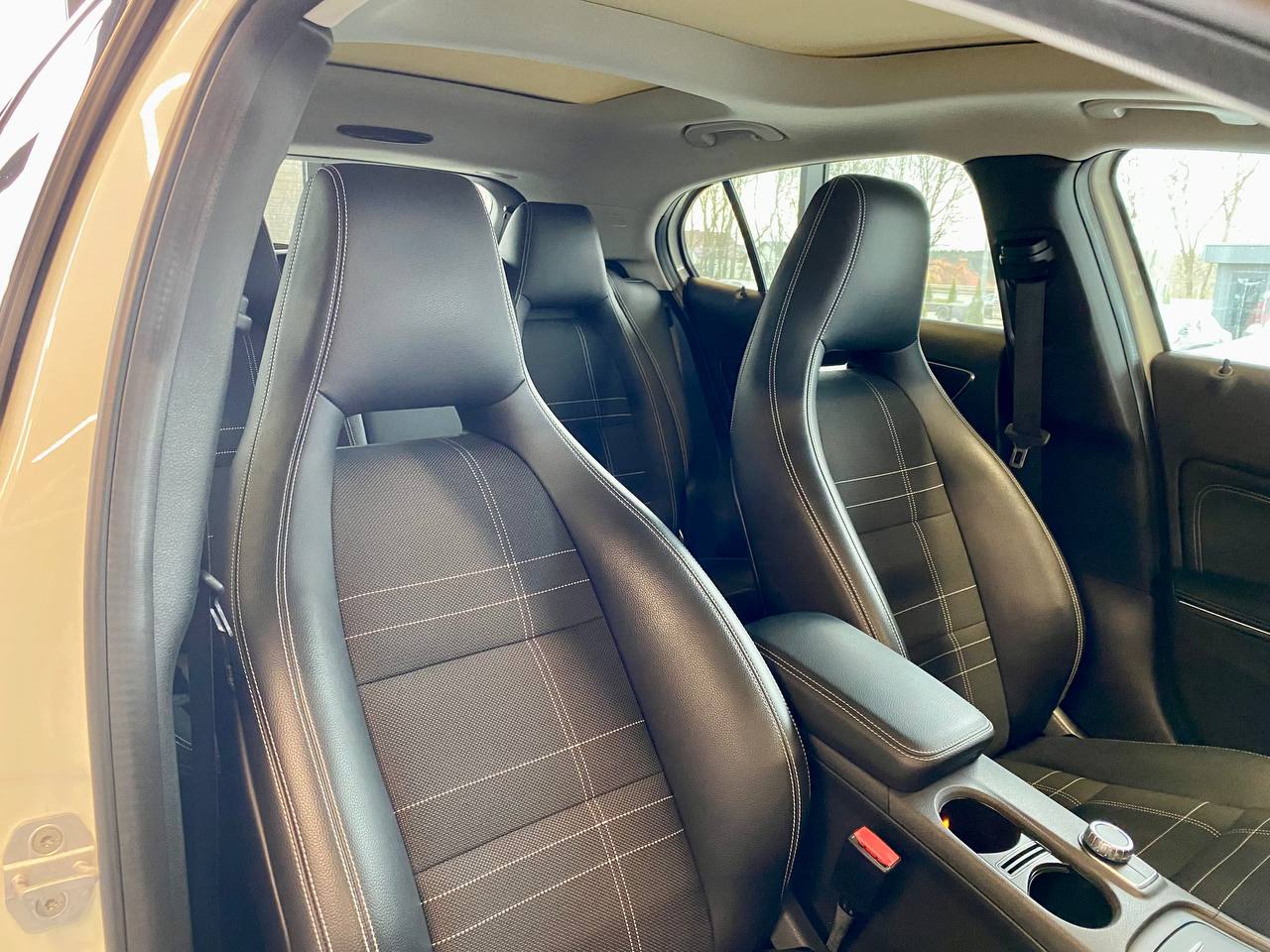 Mercedes-Benz GLA-Class 2014