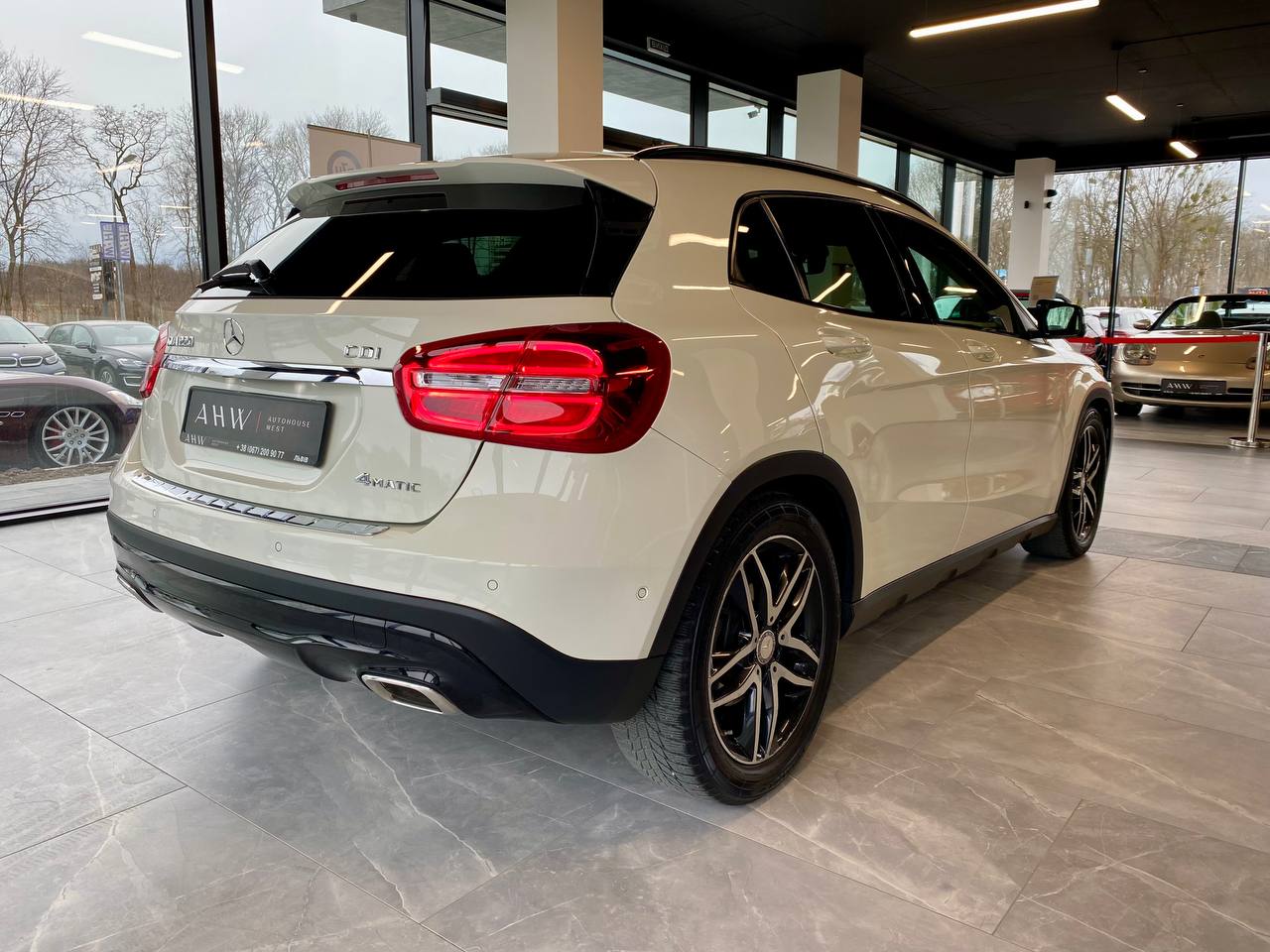 Mercedes-Benz GLA-Class 2014